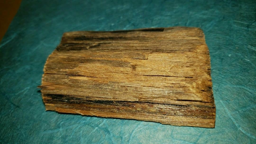 82 沈香、伽羅、六国五味、聞香、香木「天然カンボジア産黄熟香▪️22,8g