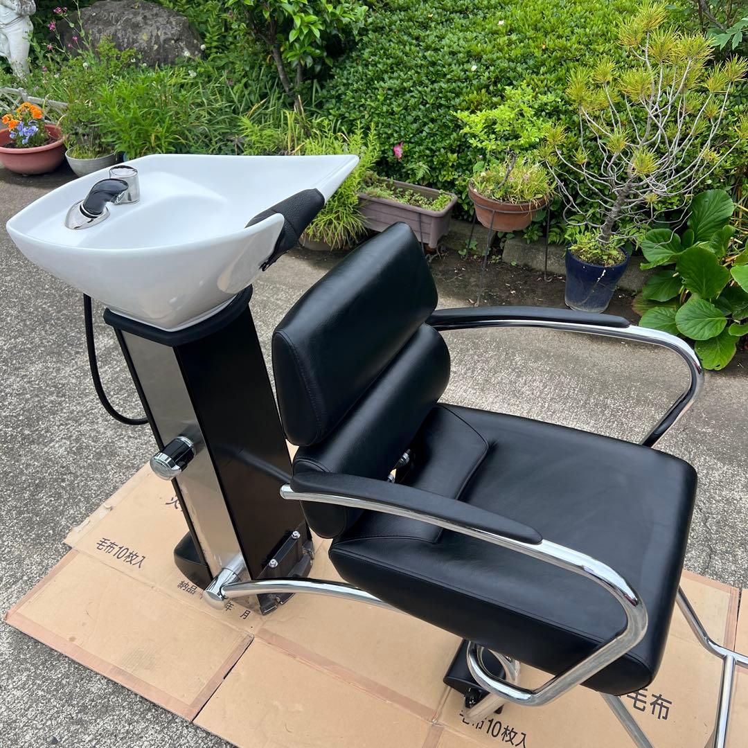 そらです。タカラベルモント シャンプー台 NRS KAZE 美容室理容院①