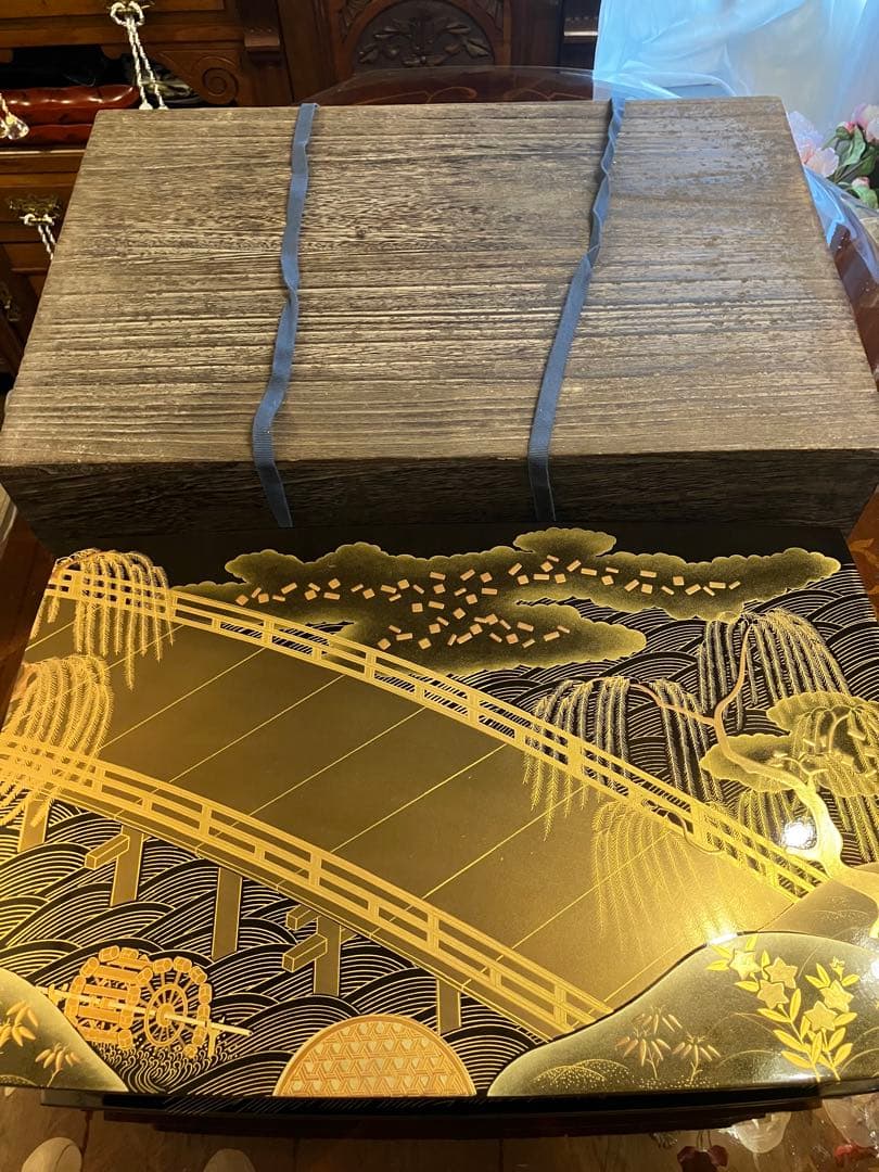 最高級　金箔装飾の漆台　台座　本漆 箔一 hakuichi 金箔 金沢箔 金沢 工芸品 おぼろ月プレート(漆)