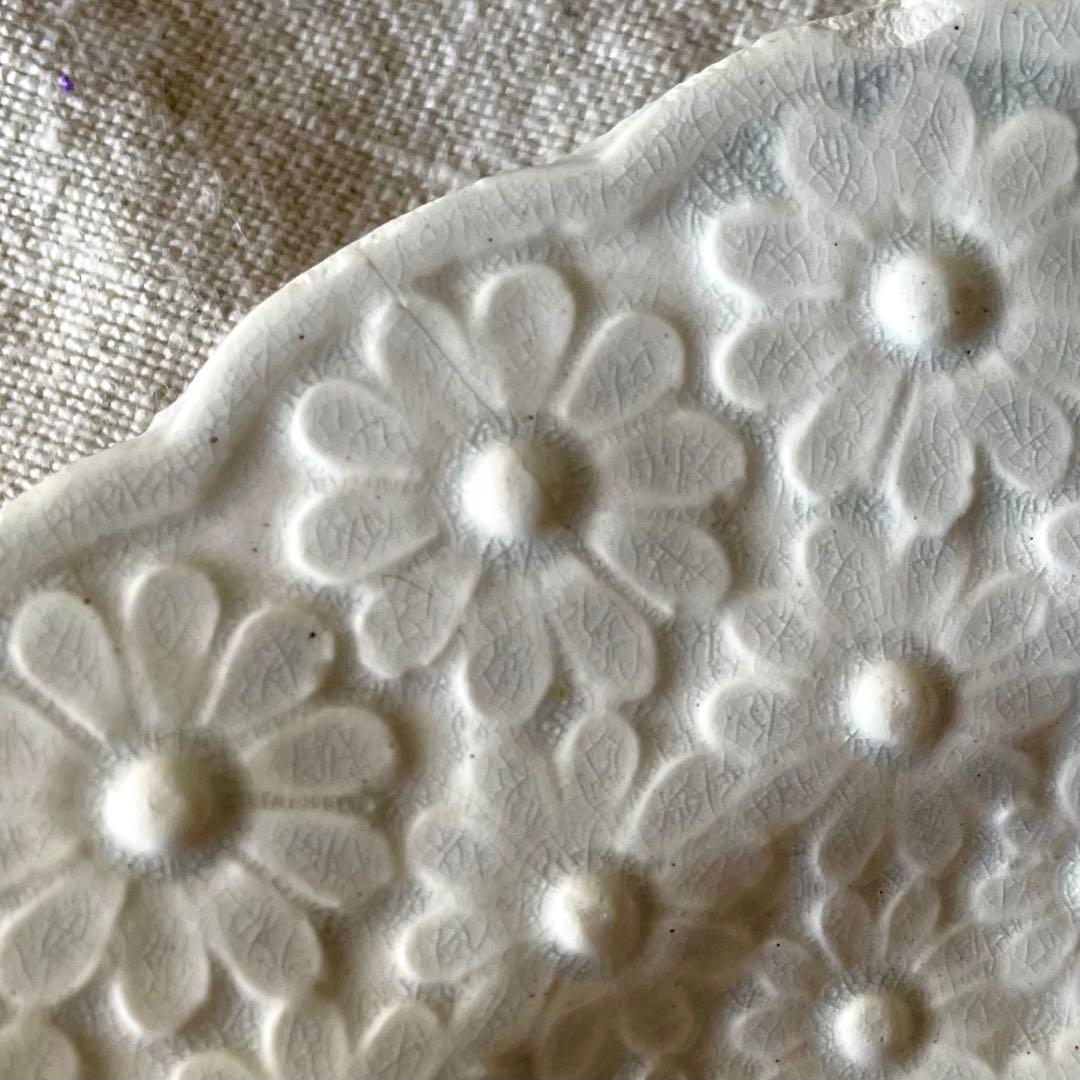 アーピ 様専用 19世紀初頭マーガレットレリーフプレートフランス