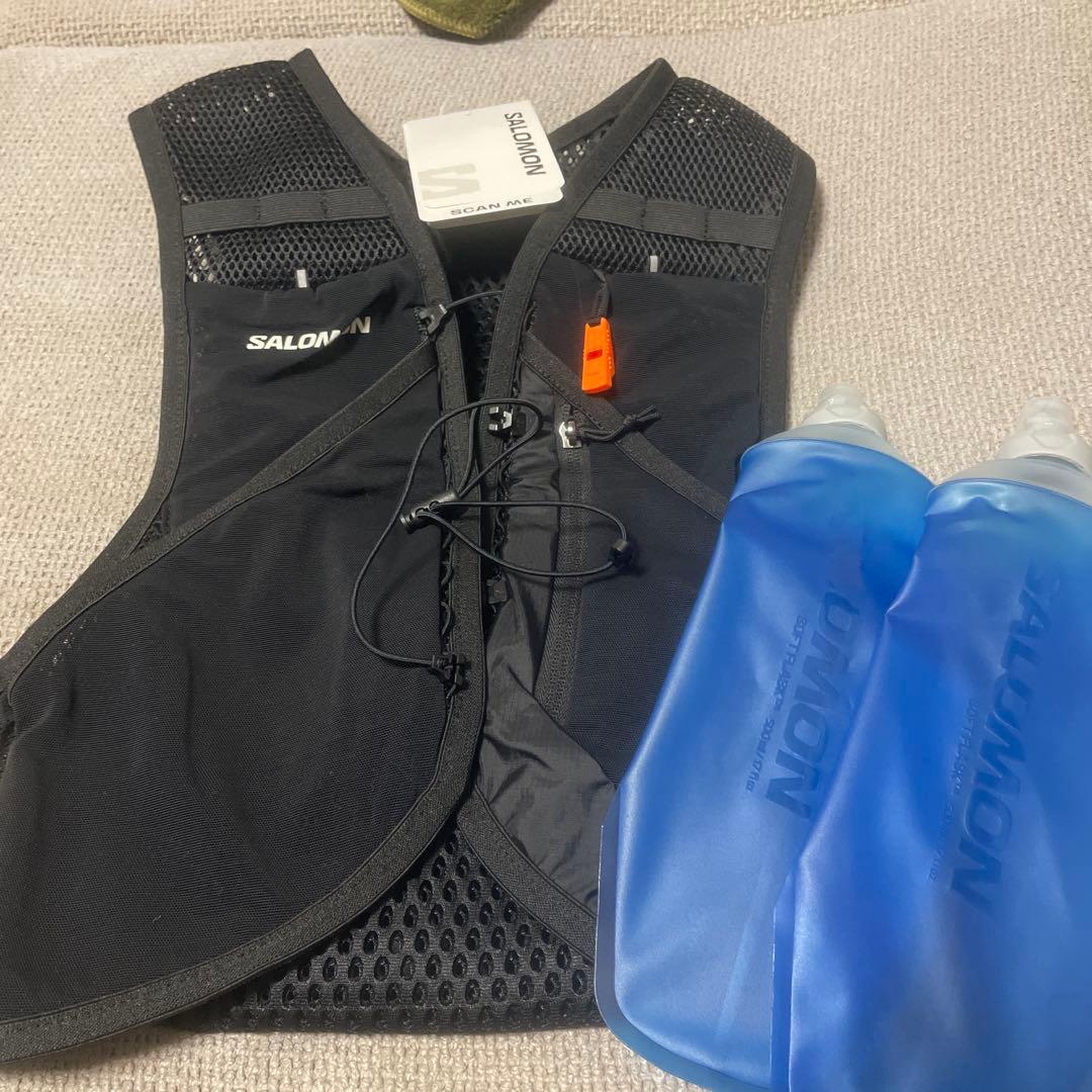 ACTIVE SKIN 4 ランニングベスト　フラスク付　アクティブスキン　M