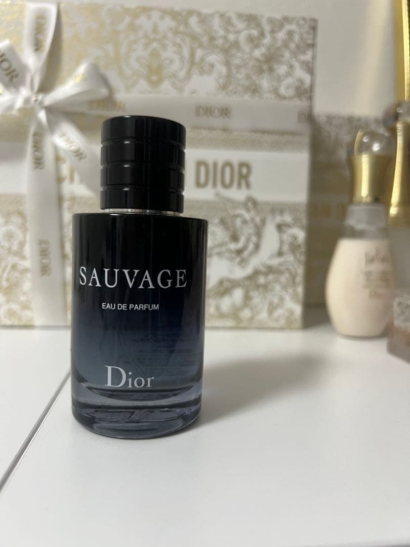Dior Sauvage Eau de Parfum ディオール　香水