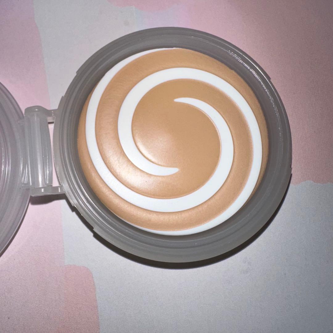 330 ラディアンオークル クリームファンデーション