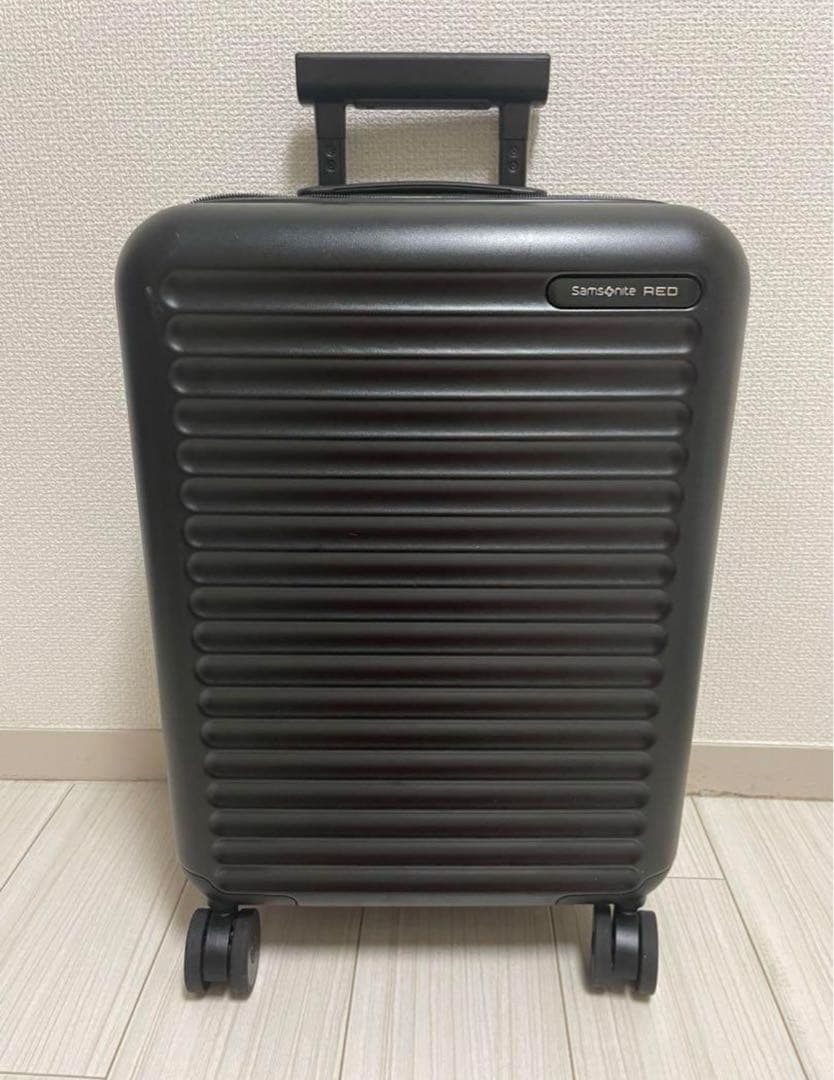 サムソナイト　機内持ち込みサイズ