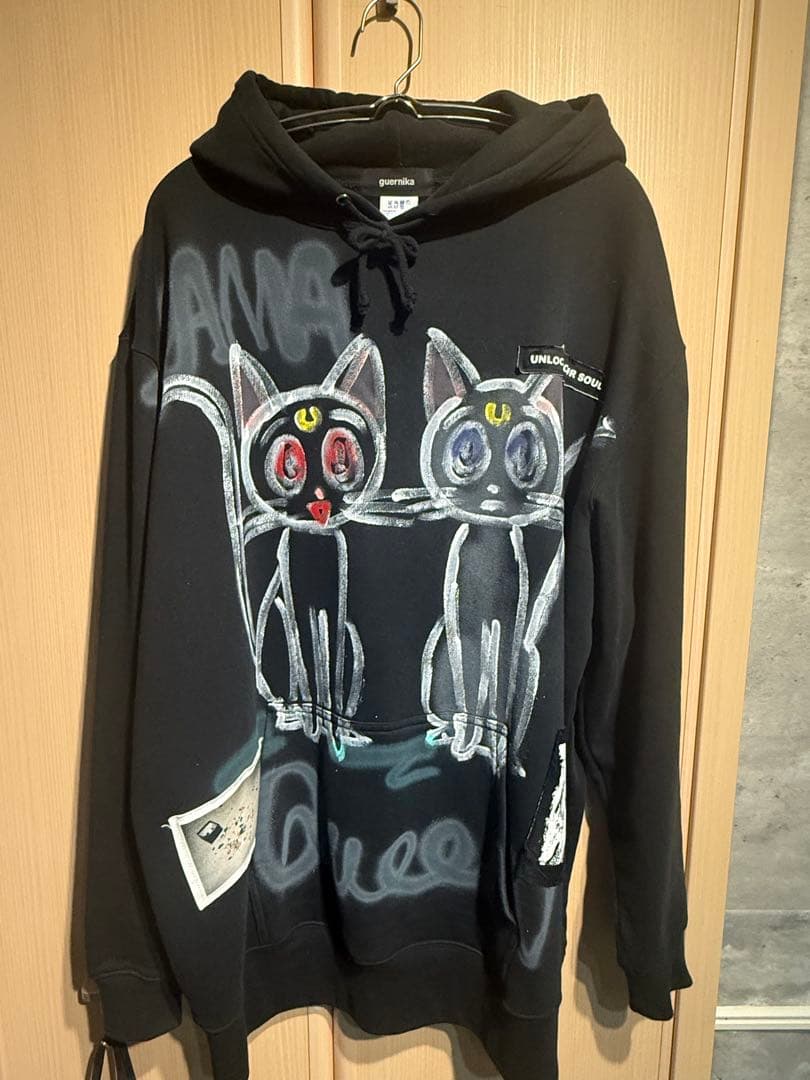 guernika ゲルニカ　セーラームーン ルナ アルテミス パーカー
