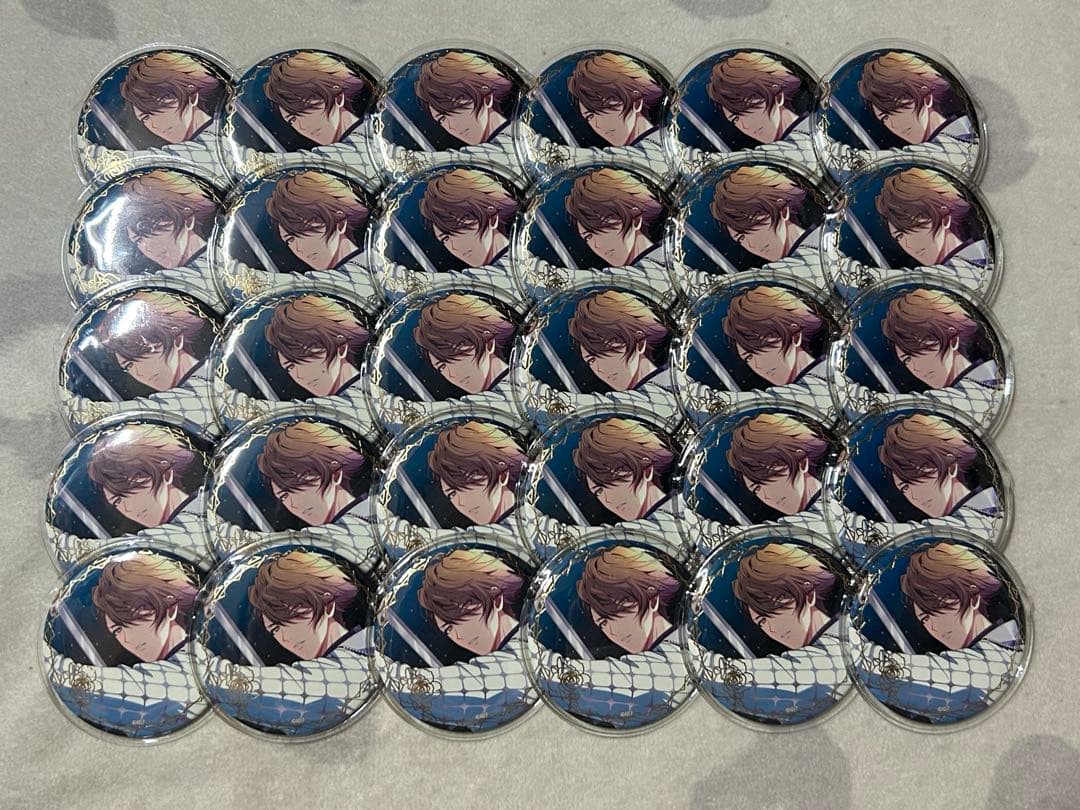 アイナナ TRIGGER 十龍之介 VALIANT 缶バッジ - メルカリ