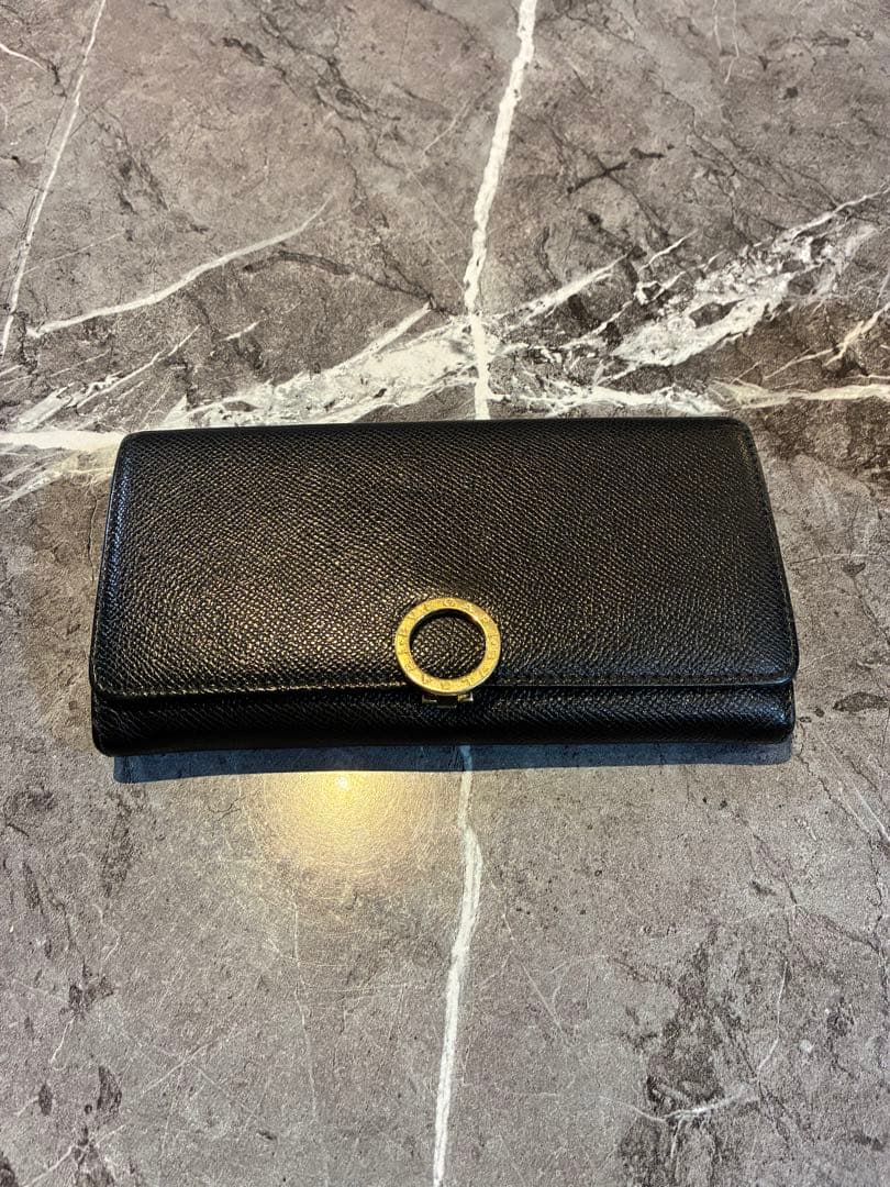 BVLGARI 長財布　本体　黒色　留め具　金色