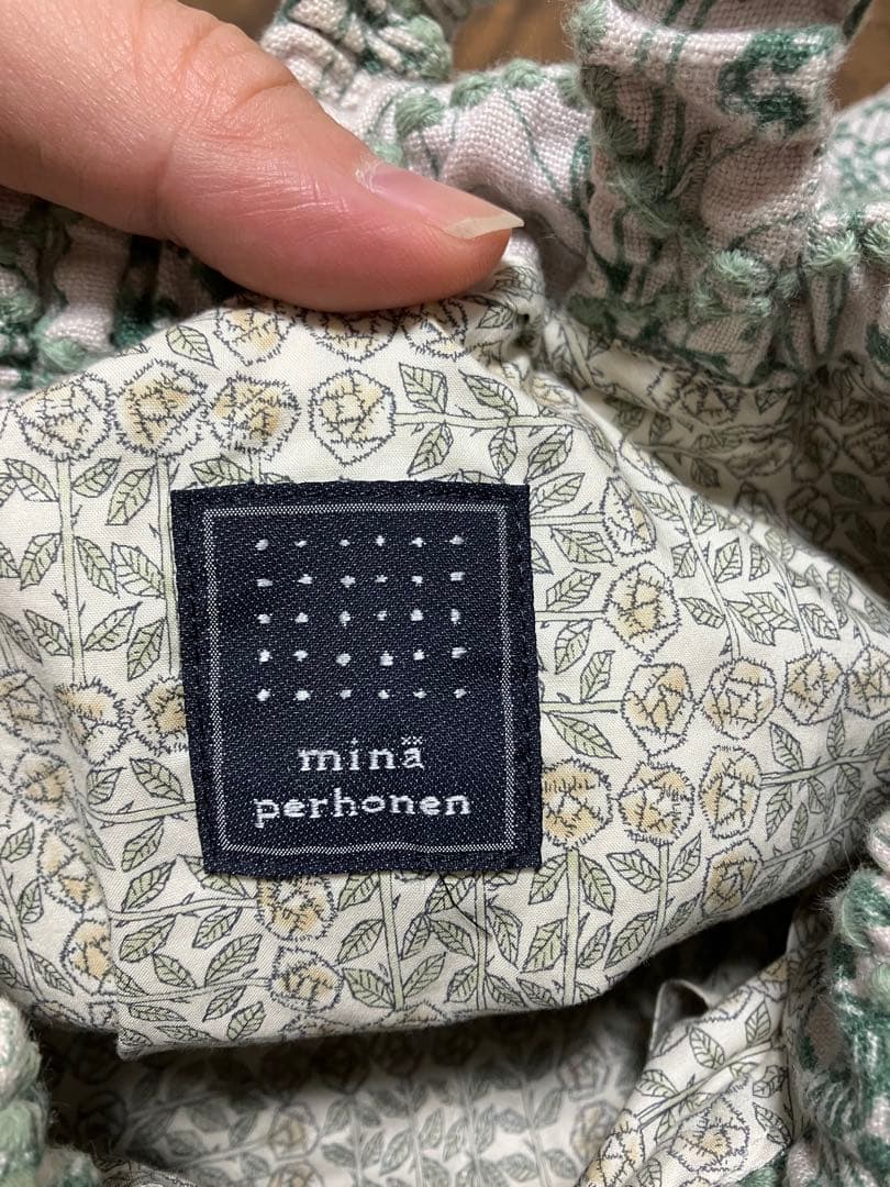 minaperhonen skip bag letter of flower - メルカリ