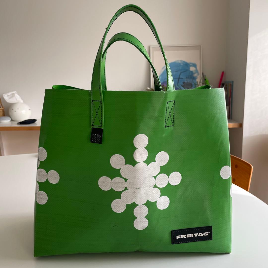 FREITAG アーバンリサーチコラボ