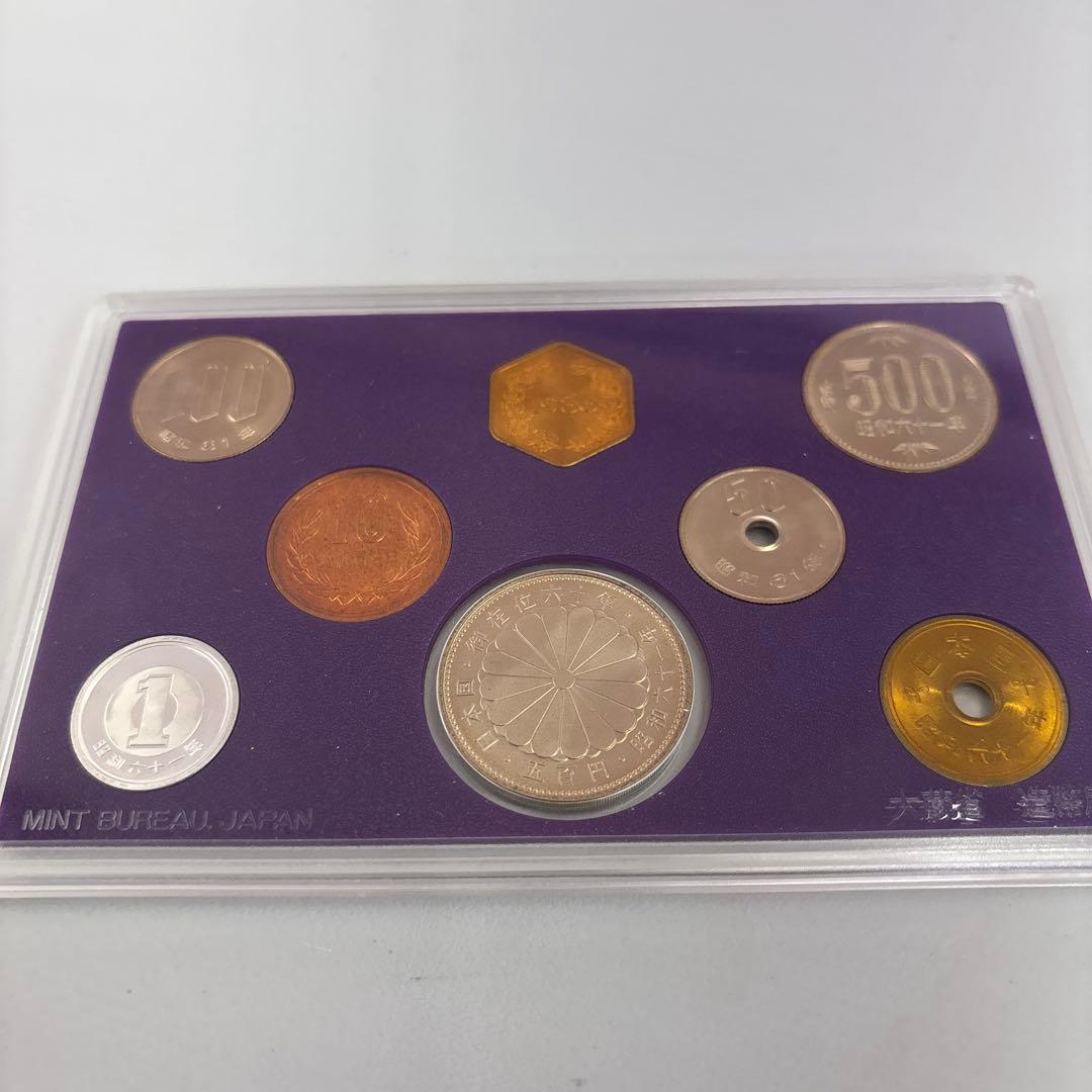 1985・86・88・89・95年・硬貨セット、2002年WC記念メダル - メルカリ