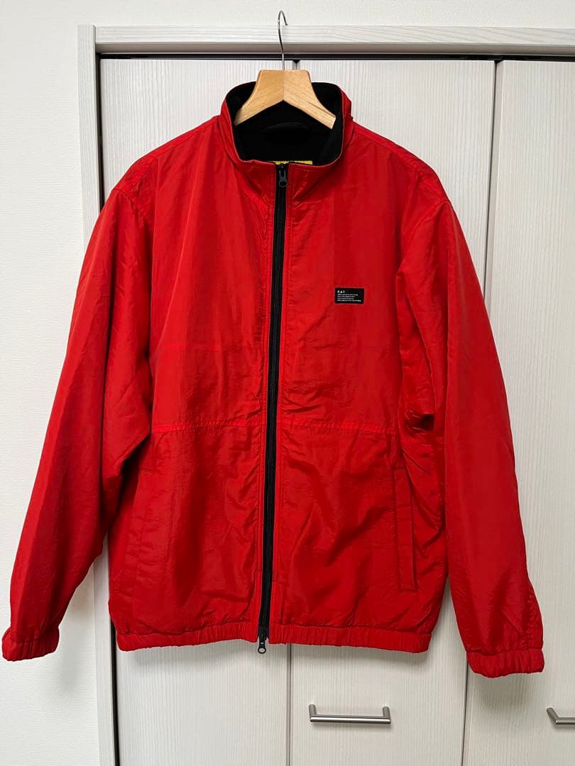 FAT SHELLTILITY赤 ナイロンジャケット　スキニー