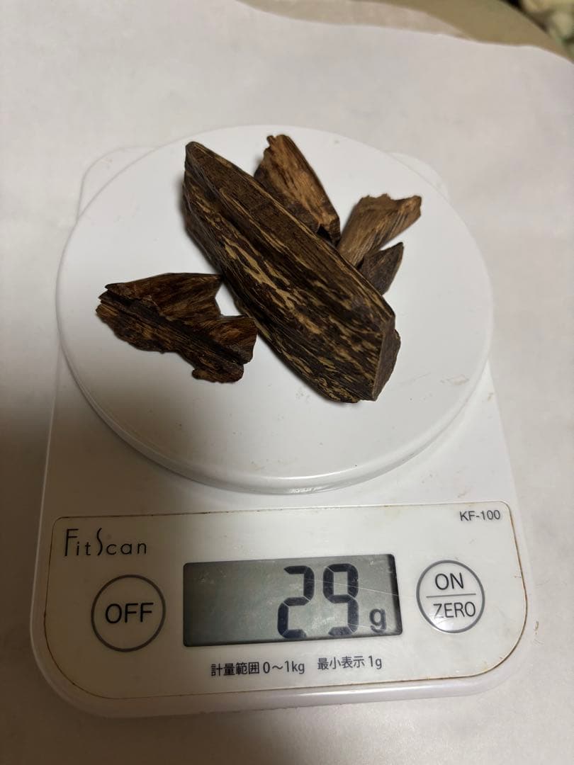 伽羅　香木 木片 29g
