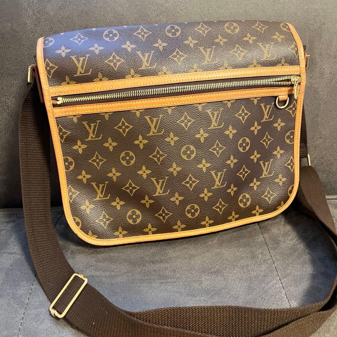 美品 Louis Vuitton メッセンジャー ボスフォールGM M40105