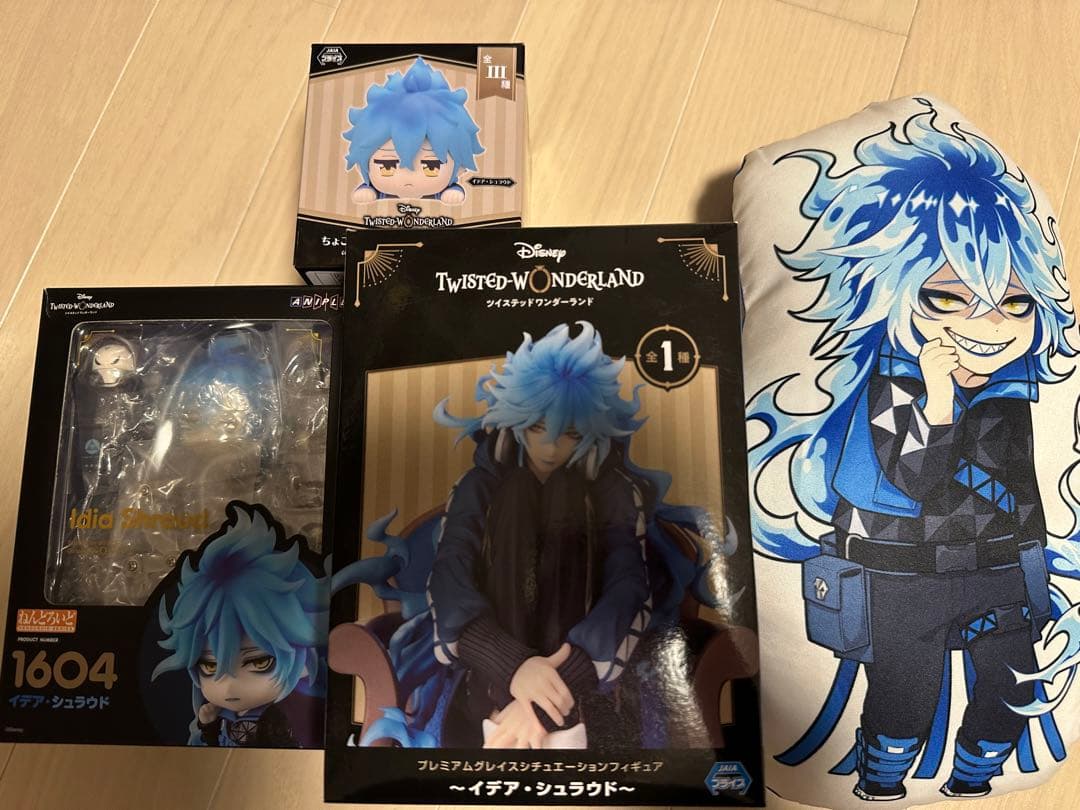 ツイステ】イデア・シュラウド まとめ売り - メルカリ