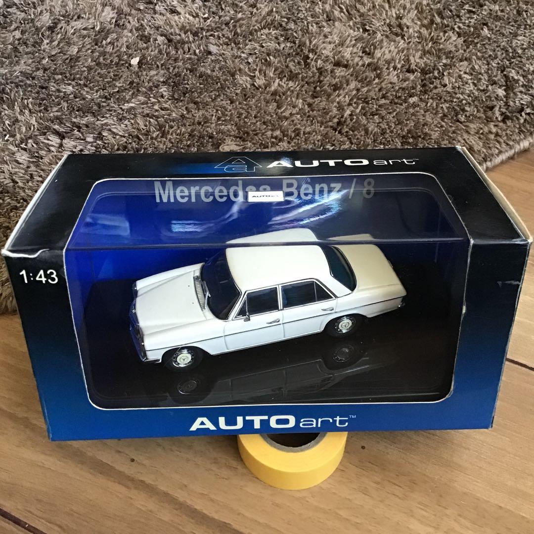 ミニカー AUTOart Mercedes Benz 220D 1:43
