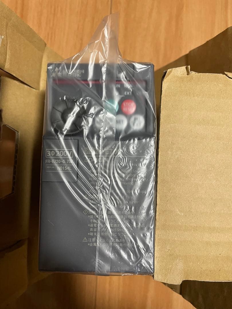 三菱インバーターFR-E720-0.75K-1 FR-E720-0.75K インバータ FR-E700シリーズ 1台 三菱電機 【通販