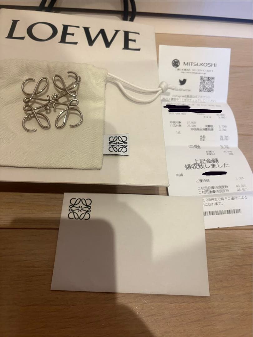 【1月31日まで値下げ】ロエベ　ブローチ