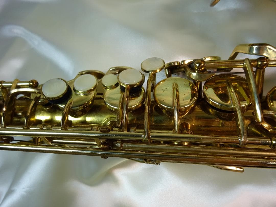 CONN 18M アルトサックス ハードケース付き 現状品 - メルカリ