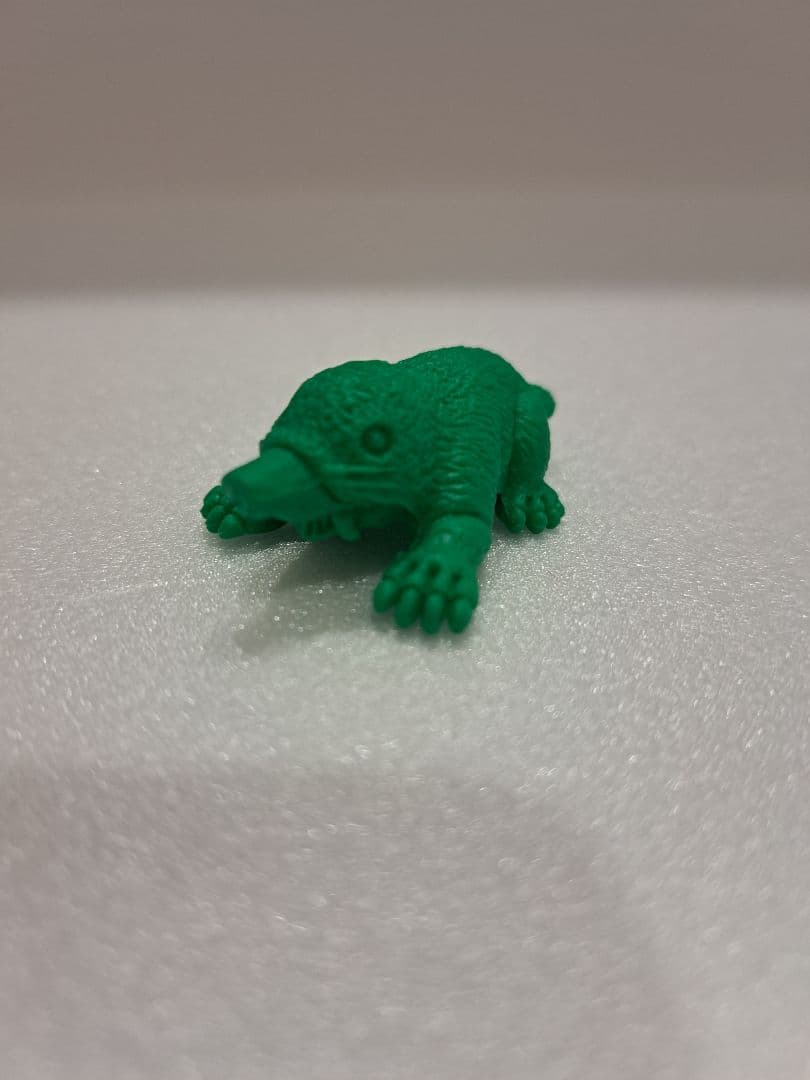 「ウルトラQ」怪獣消しゴム「モングラー」 ウルトラQ ガラモン オレンジ アンティッQ 特別編怪獣消しゴム 新造型