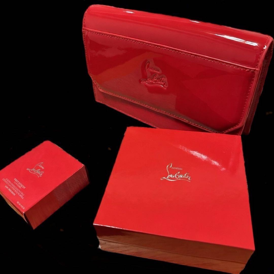 Christian Louboutin タンフェティッシュラプードルコレクション