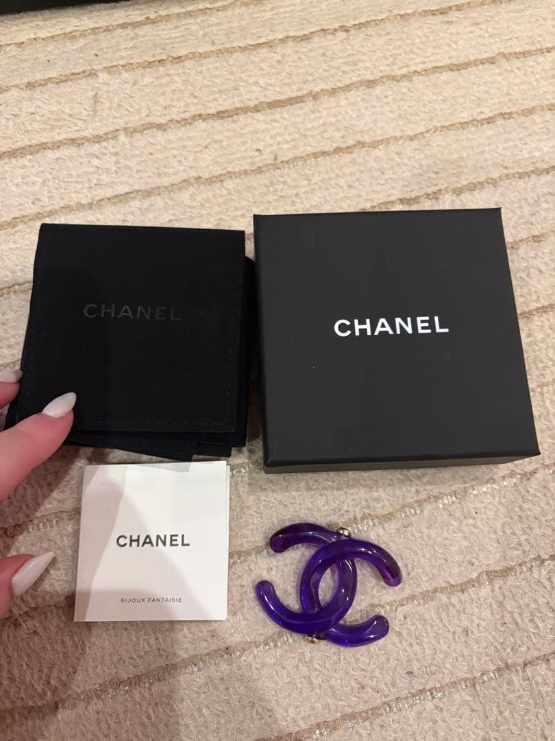 綺麗な紫　CHANELブローチ1週間限定‼️ 綺麗な紫 CHANELブローチ1週間限定‼️ 楽天市場】［PR］【新品】【未