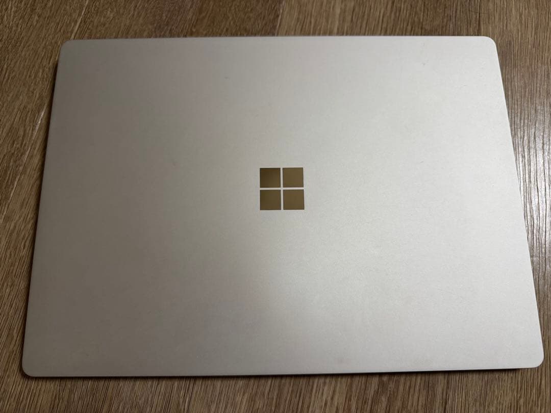 Microsoft Surface Laptop（型番：KSR-00022）