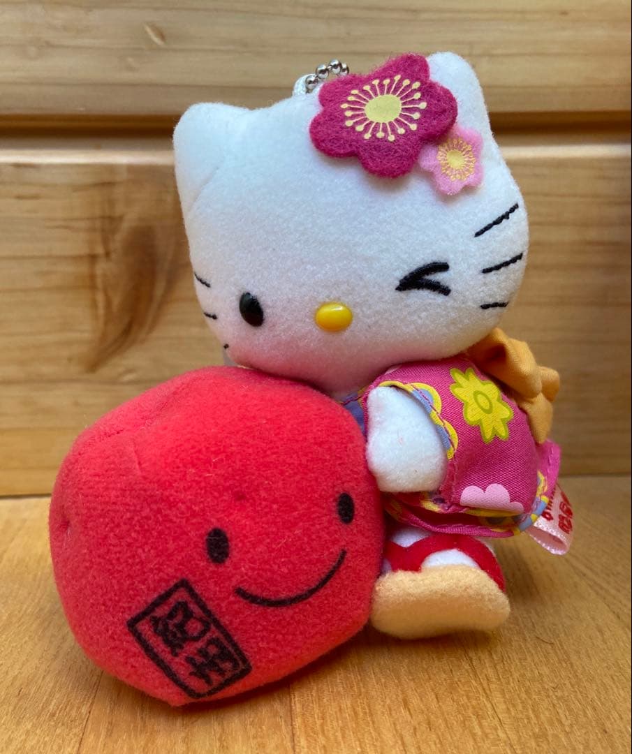 ご当地キティ　和歌山限定　紀州　梅干し　着物　ぬいぐるみ　キーホルダー　レア ご当地キティ 和歌山限定 紀州 梅干し 着物 ぬいぐるみ キーホルダー