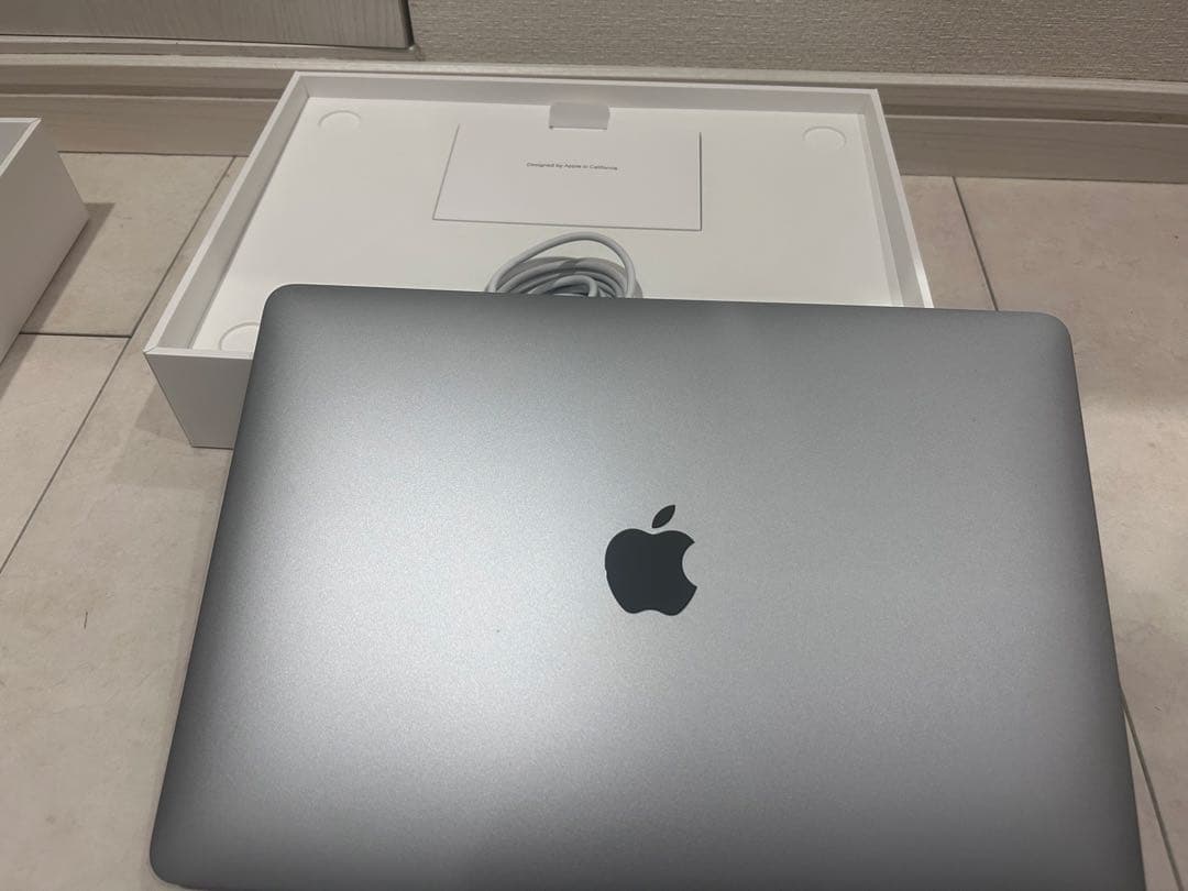 MacBookAir M1 13インチ256GB 8GB Apple公式整備済
