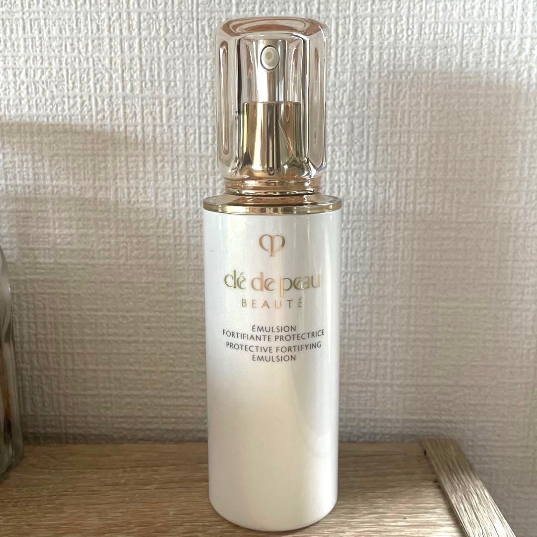 クレ・ド・ポー ボーテ　エマルションプロテクトゥリスｎ　125ml Amazon | 資生堂クレ・ド・ポーボーテ エマルションプロテクトゥリス