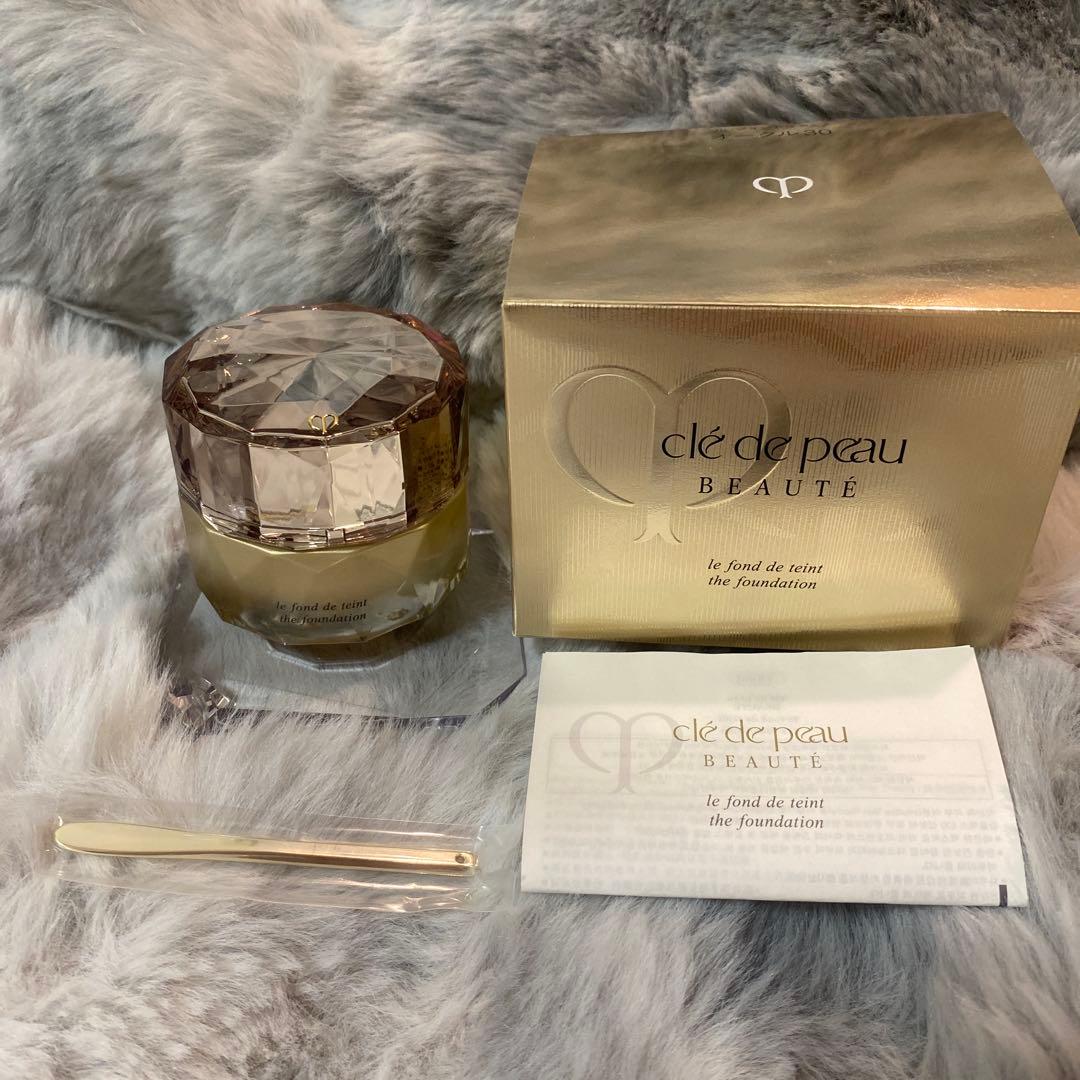 clé de peau BEAUTÉ クリームファンデーションオークル30 新品