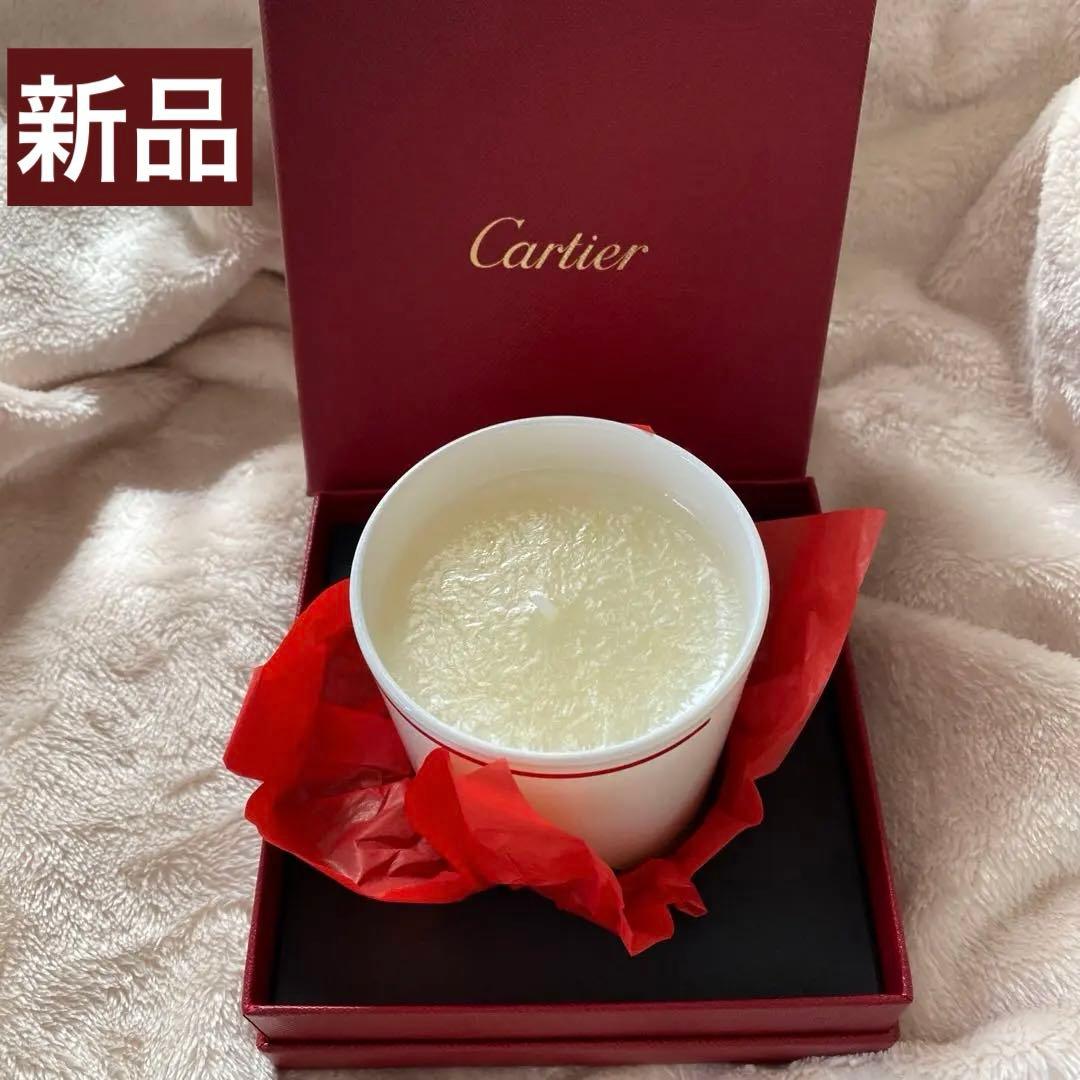 未使用新品　cartier カルティエ　香り付き　キャンドル　蝋燭