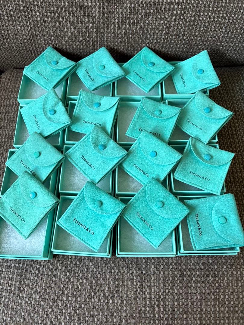 旧型中古品 正方形 空箱 保存袋16セット