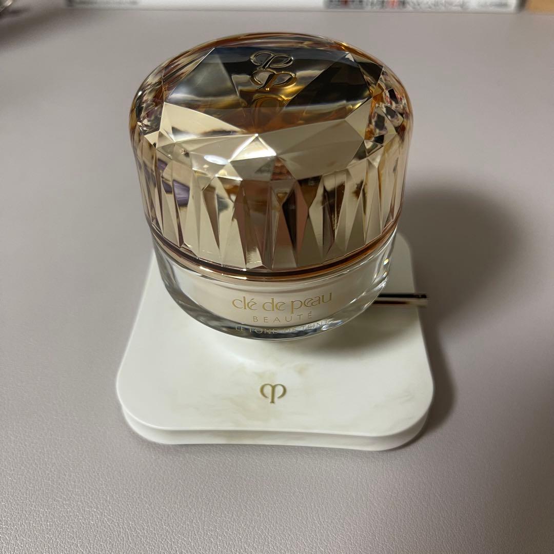 クレドポーボーテ　ルフォンドゥタンn オークル00