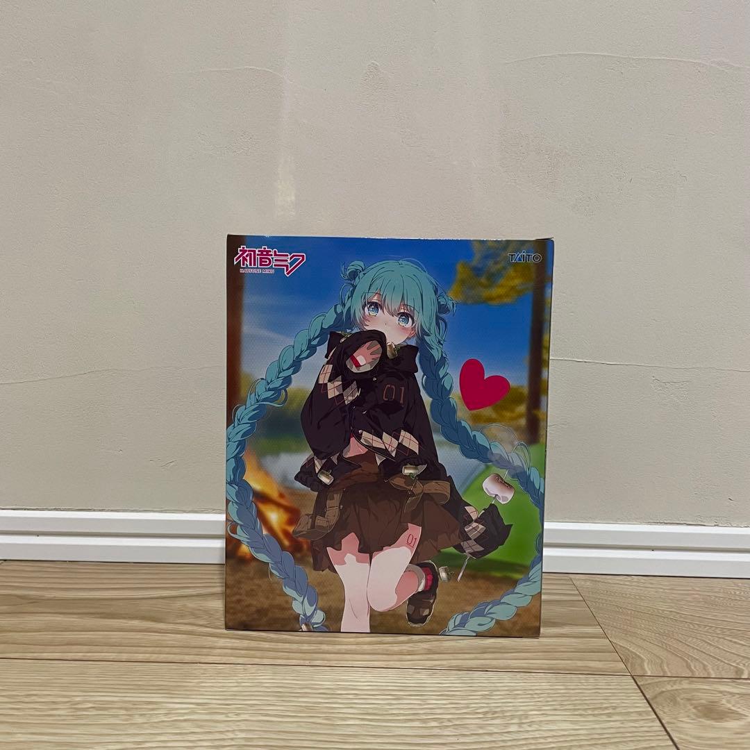 初音ミク』プライズ フィギュア 3種類8個セット - メルカリ