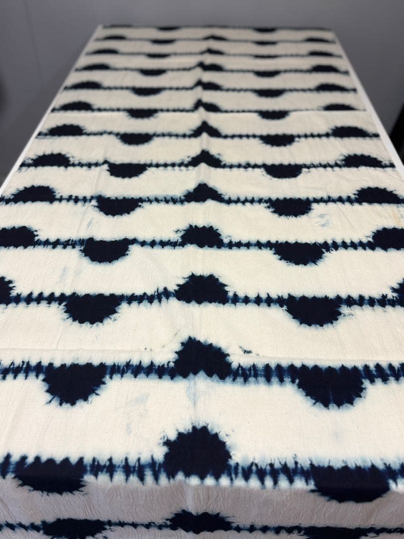 N5「片野絞り」民藝 藍染絞り職人 片野かほり 藍染絞り布 国展 出品