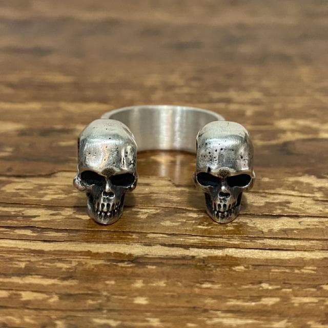 ジョニーデップ愛用 marylin of mars ダブルスカルリング|mercari