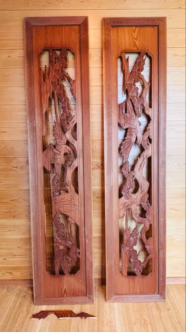 欄間 2枚組 木彫り 松と鷹 彫刻欄間【松に鷹】台桧（台湾桧） | アウトレットらんま