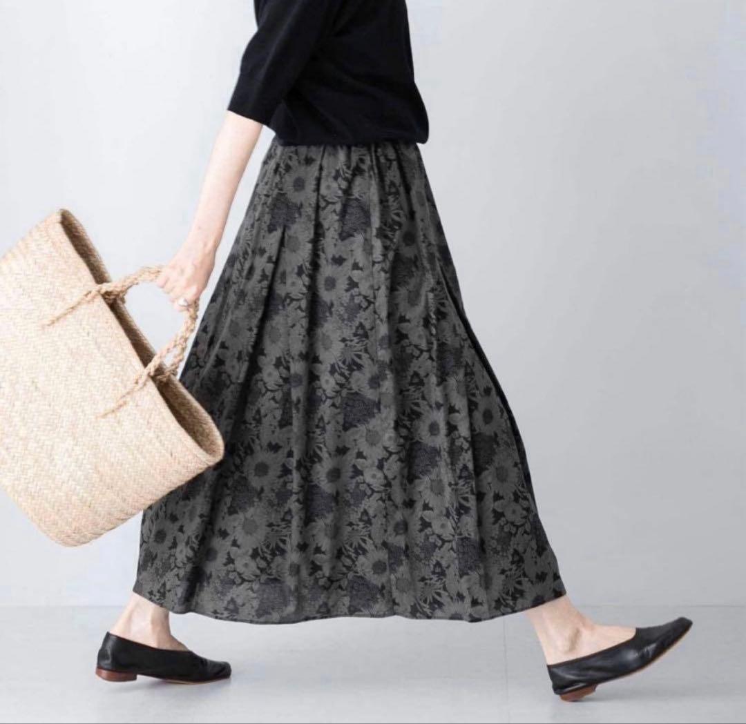 かぐれ リバティ ロングスカート　花　フレア