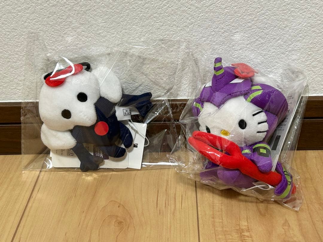 【ローリーズファーム EVA×ハローキティ トイキーホルダー 2種セット】