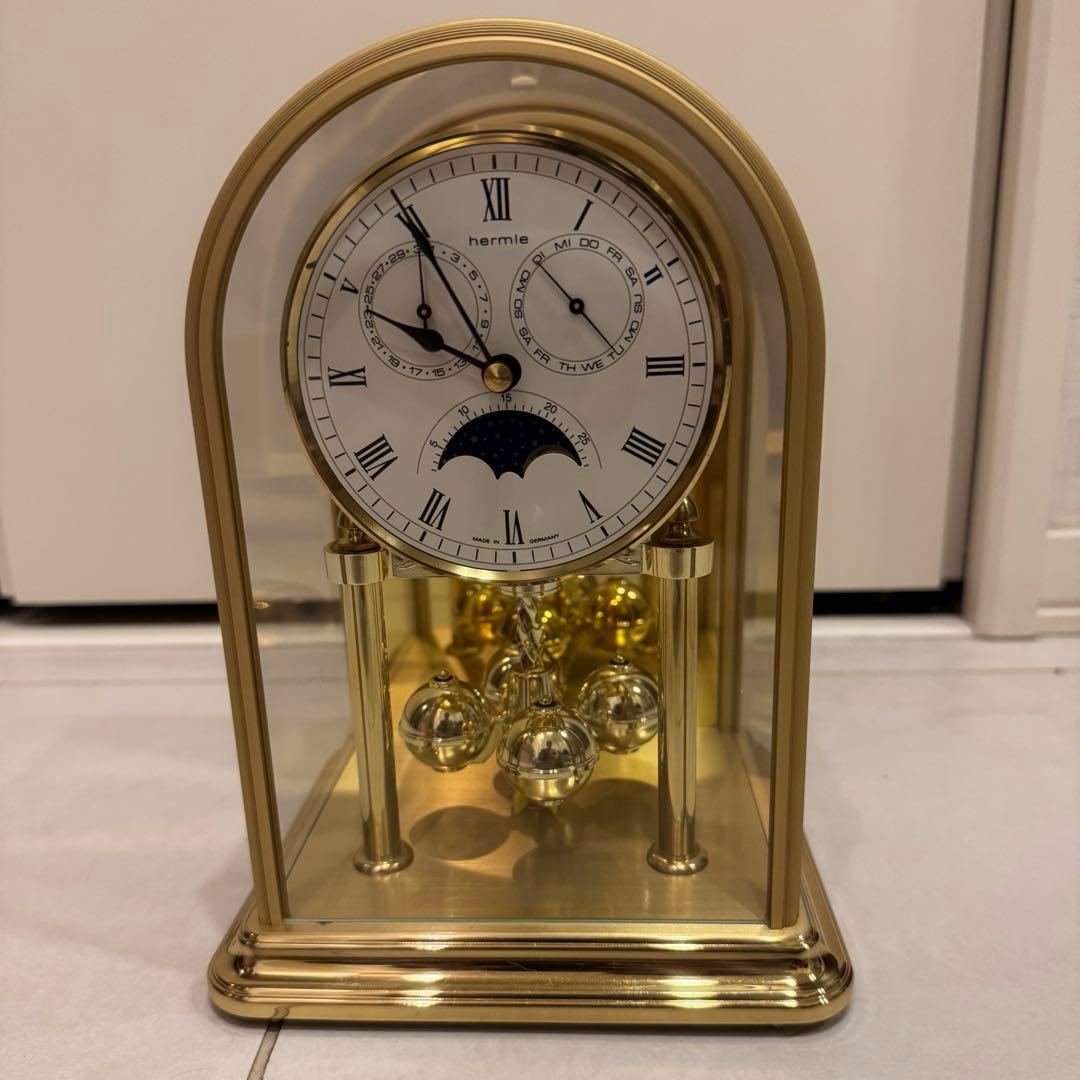 Hermle ヘルムレ ムーンフェイズ ドイツ製 クォーツ 置き時計 ヘルムレHERMLE置き時計 Tischuhr 22864-030340 ムーンフェイズ