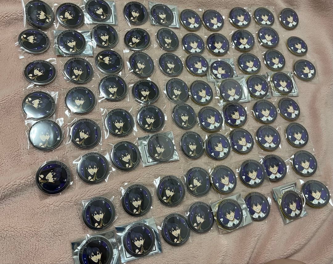 ブルーロック 潔世一 ファボテリア 缶バッジ 天使 悪魔 ブルーロック ファボテリア 等身缶バッジ 天使&悪魔 潔 - メルカリ