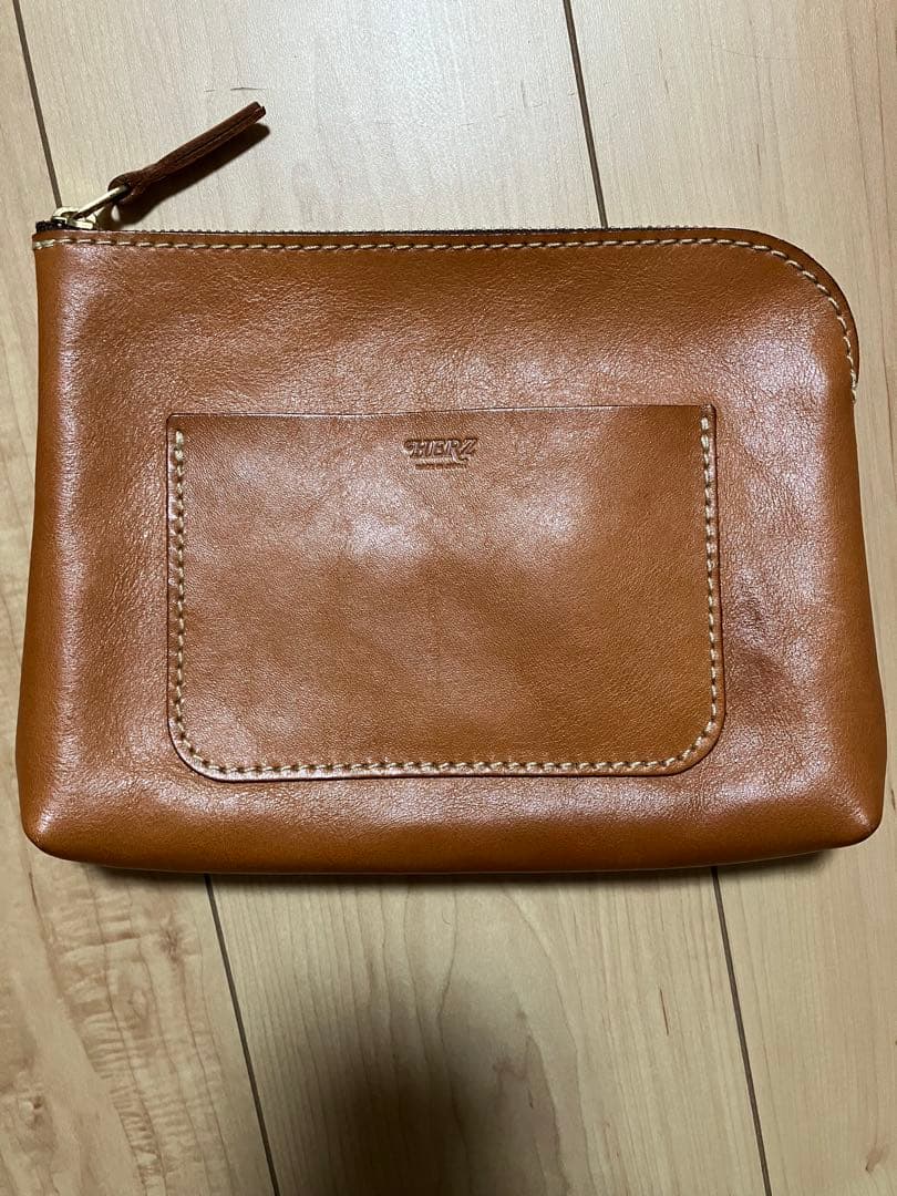 ヘルツ　H EＲZ マチ付きポーチ　L