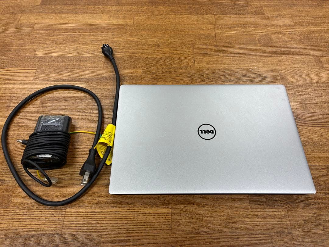 Dell XPS ノートPC 13インチ　i7 Dell XPS 13 2-in-1 プラチナ Core i7 1065G7・32GBメモリ・1TB SSD