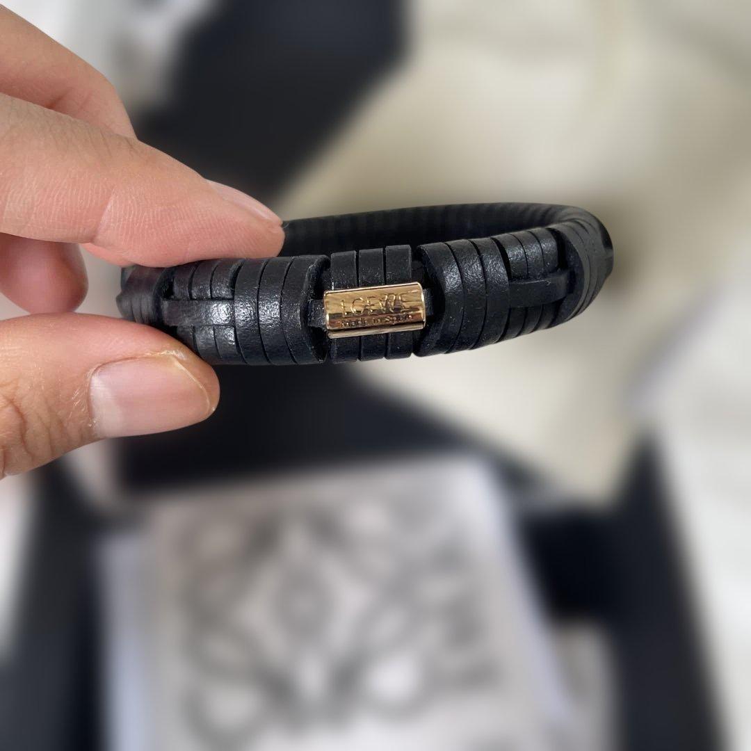 A*A様 LOEWE ブラックレザーブレスレット　箱・袋有り