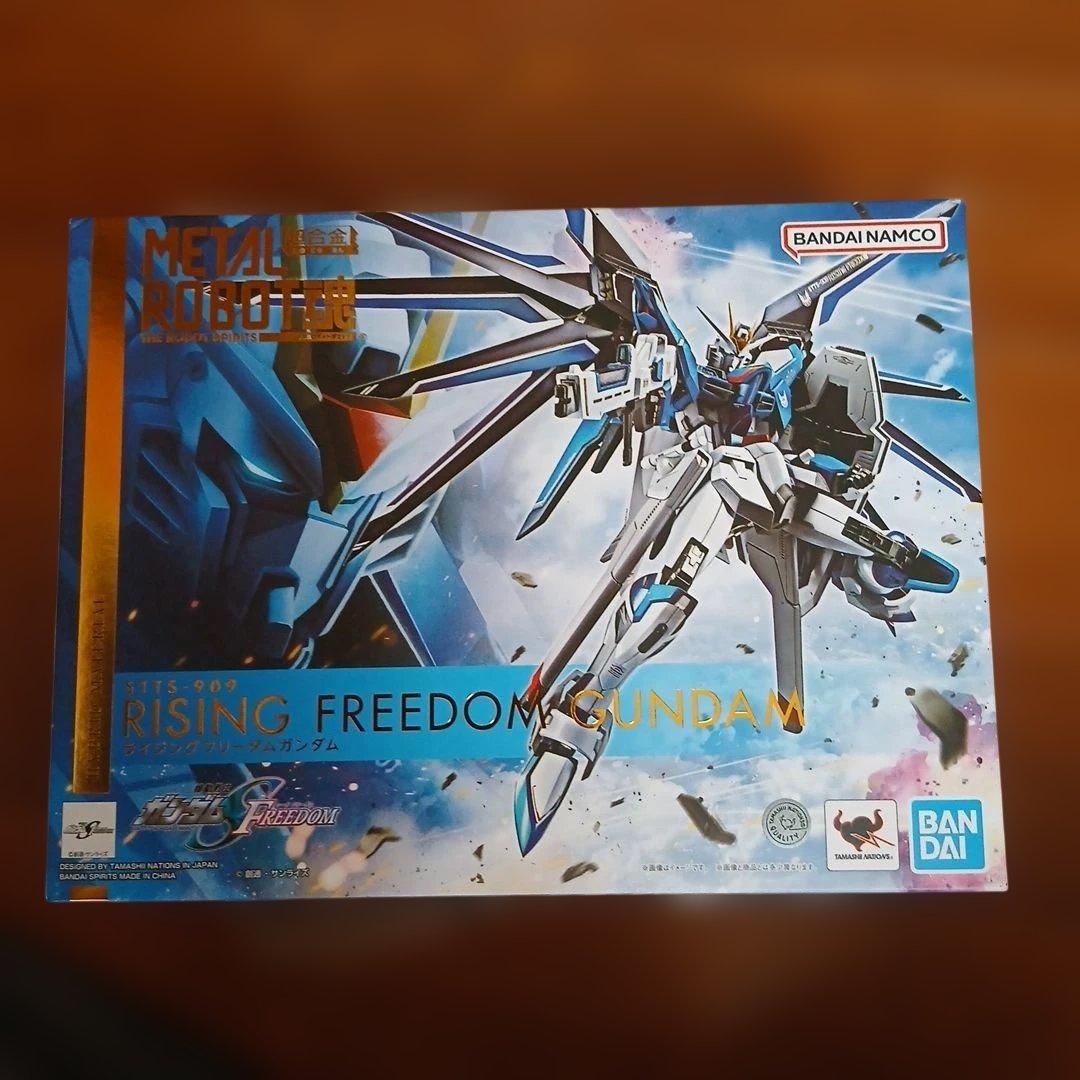 メタルロボット魂ライジングフリーダムガンダム