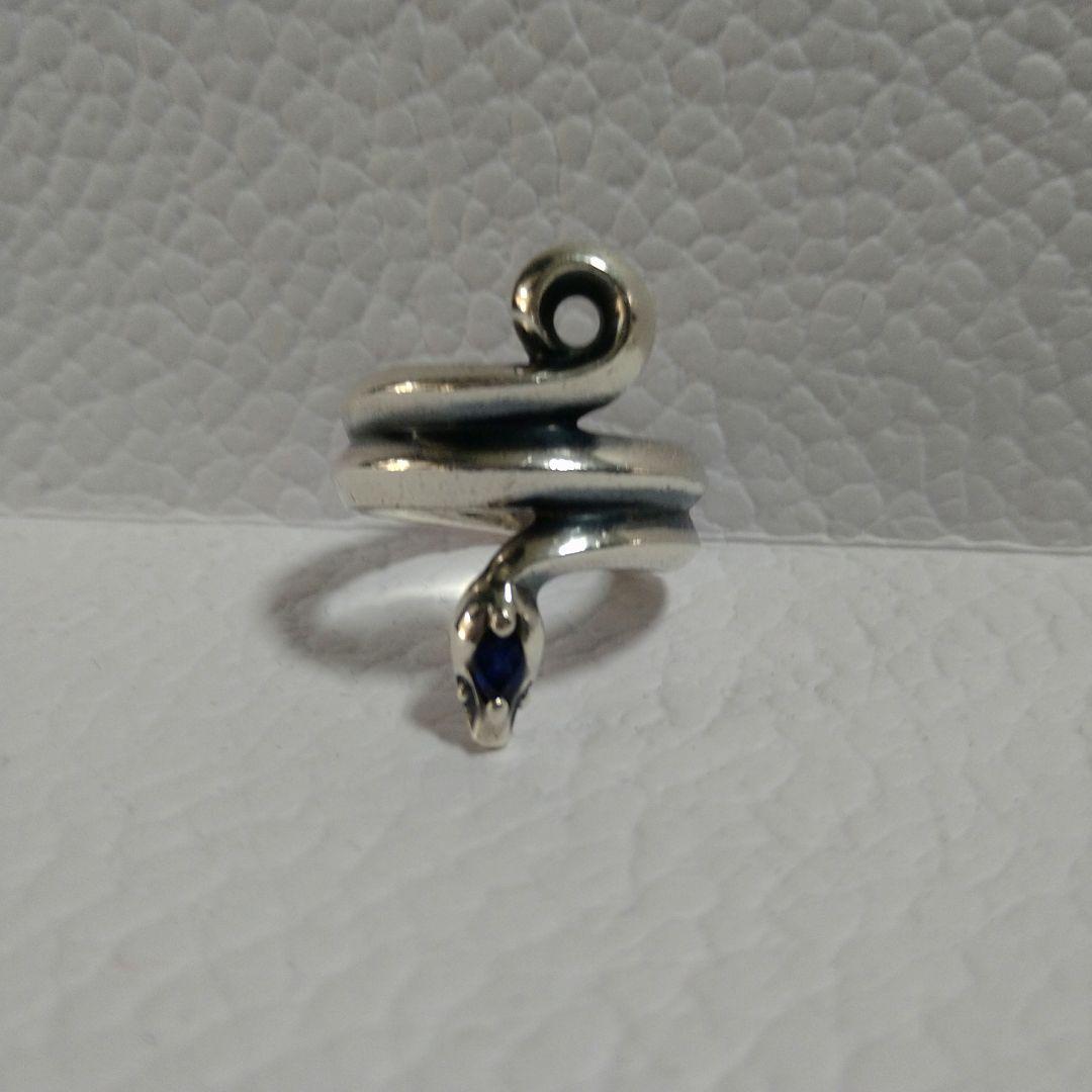 プエルタ・デル・ソル　 スネークサファイアリング