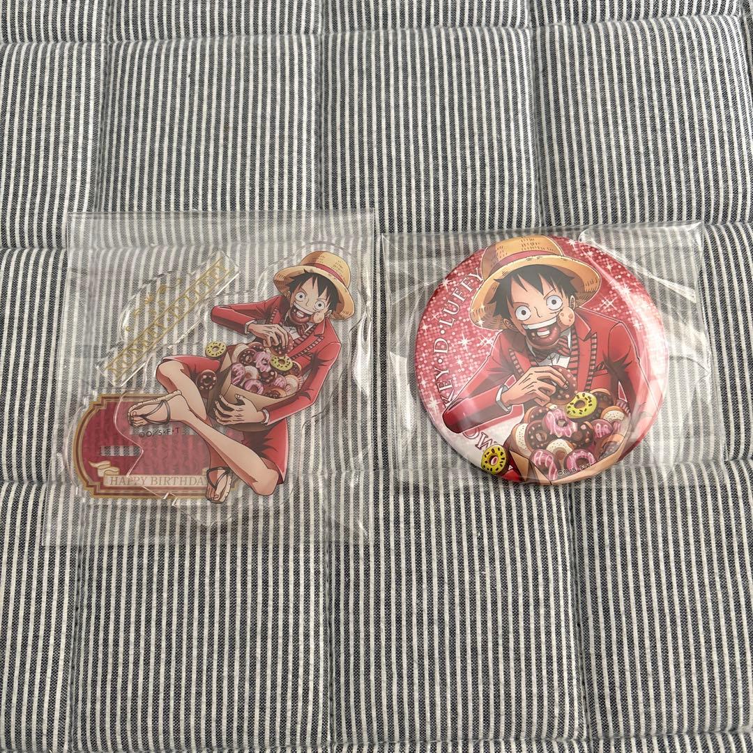 ONE PIECE ONE PIECE バースデー　缶バッジ　アクスタ ONE PIECE】バースデイ缶バッジ ロロノア・ゾロ: 雑貨｜東映