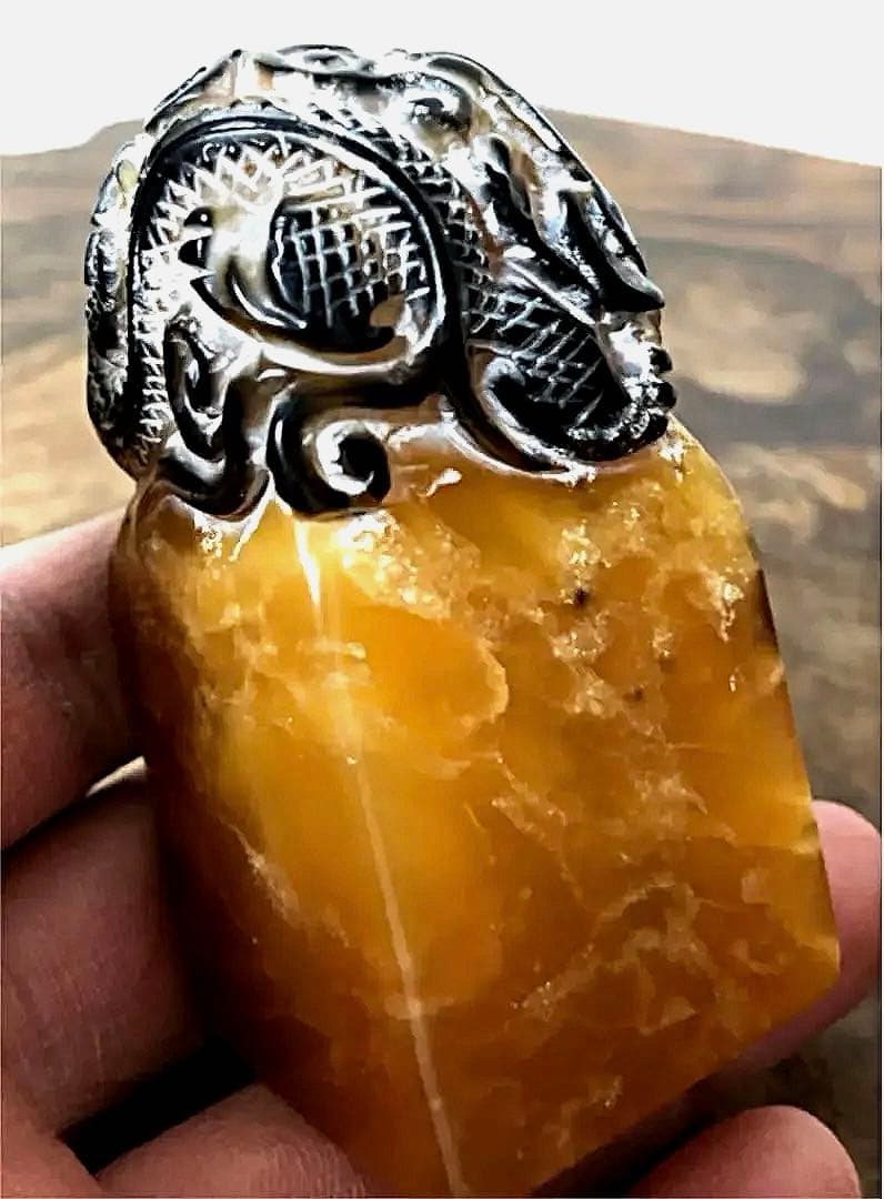 中国 寿山 古印材 連江黄 田黄 凍石 頭龍紋刻 218㌘ 古玩 唐代付き