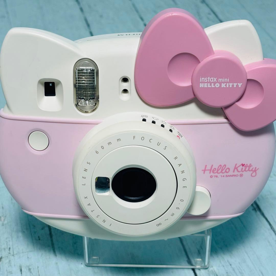 ハローキティ INSTAX MINI 富士フイルム インスタントカメラチェキ