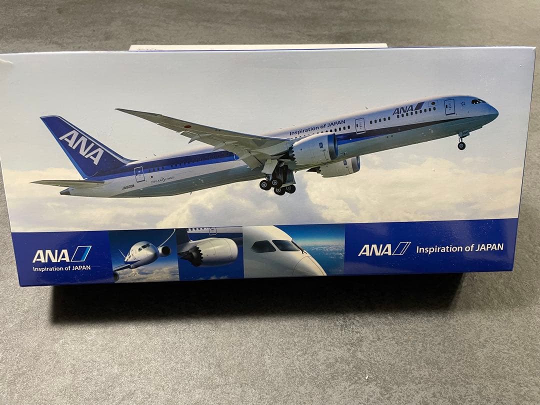 【値下げ中】ANAモデルプレーンB787-9 1/200 NH20168 1：200 BOEING 787-9 JA921A 完成品(WiFiレドーム・ギアつき